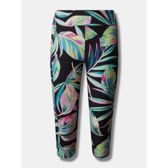 🆕 Pretty Leaves High Rise Pocket Capri Swim Legging 1 1X 14 16 NWT Torrid Black - Picture 1 of 5